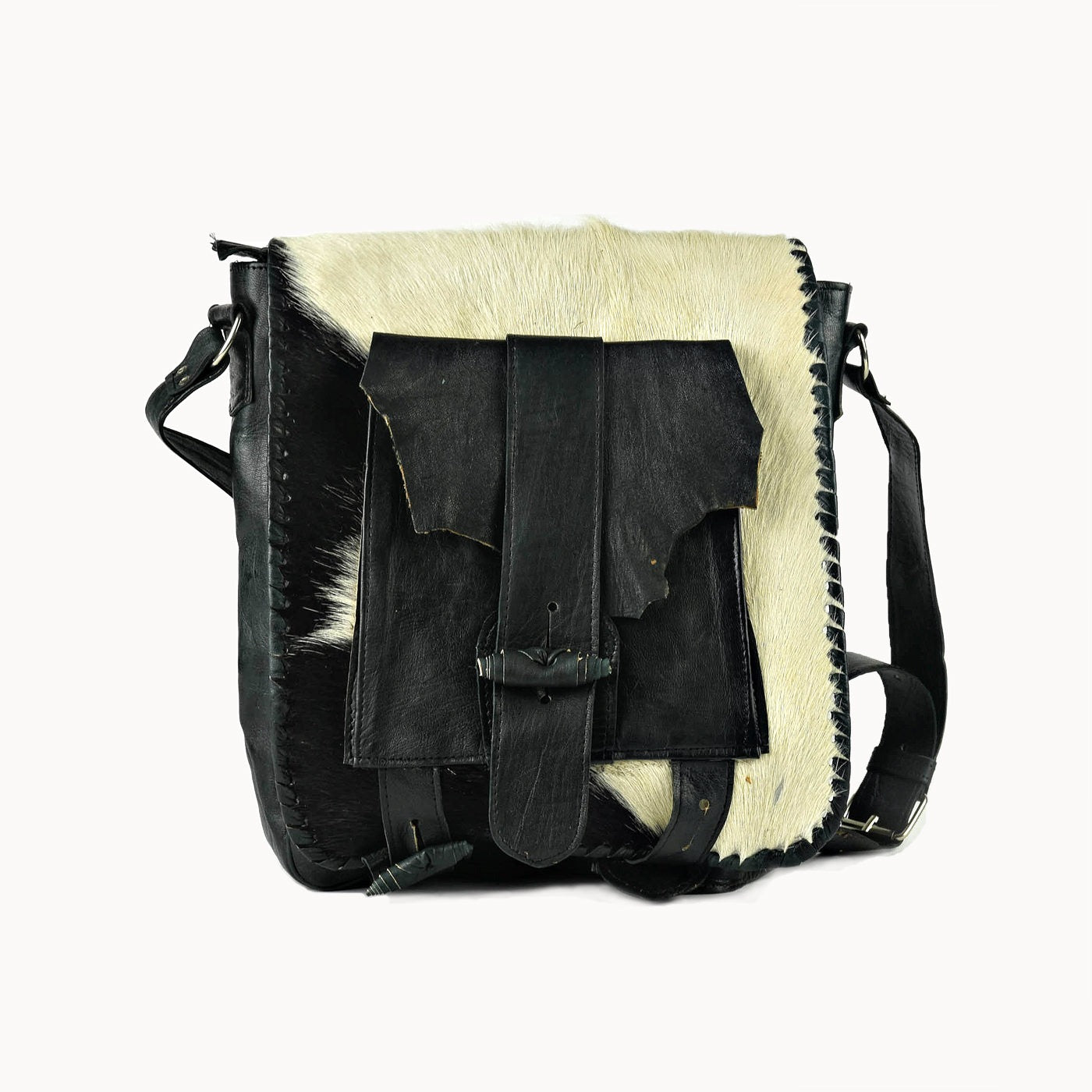 Doenya Leren Tas ‘Amal’ zwart, boho, Ibiza stijl - Doendoe Webshop