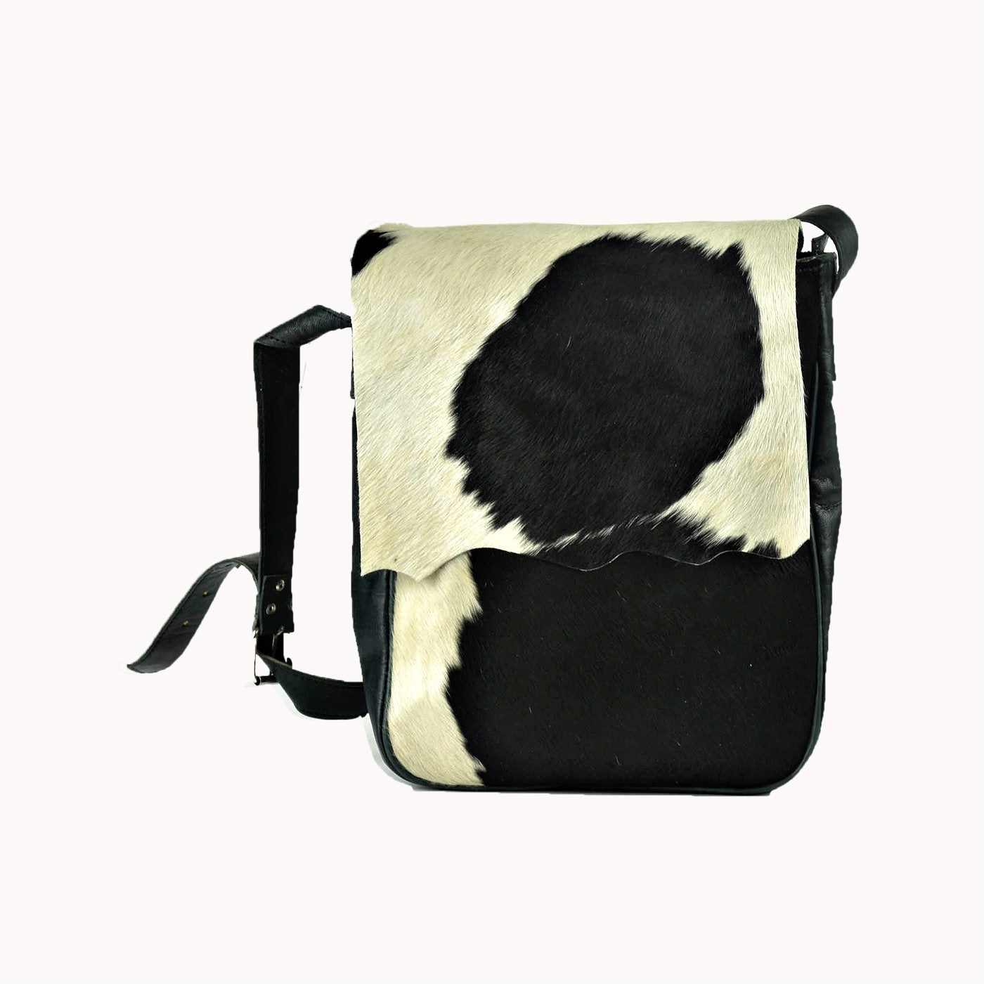 Doenya Leren Tas ‘Baccarat’ zwart, boho, Ibiza stijl - Doendoe Webshop
