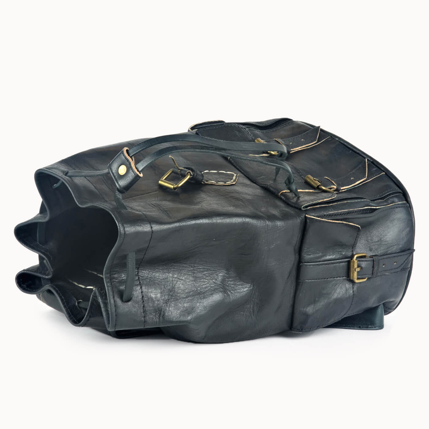Doenya Leren Rugzak ‘Heidi’ , boho, Ibiza stijl - Doendoe Webshop
